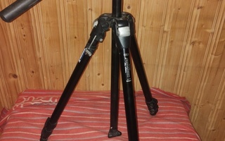 Manfrotto jalka + pää