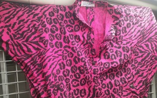 Pinkki leopardi pusero #barbiecore