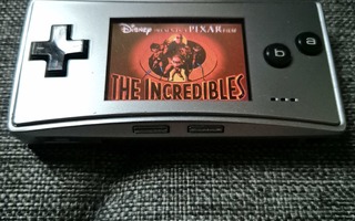 Gameboy Micro + pelit! Hyvä kunto! Duel master, yu-gi-oh!