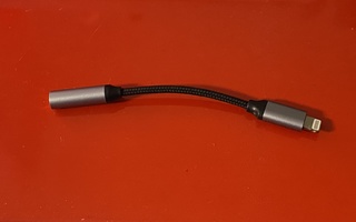 iPhone Lightning - Audio AUX out 3.5 mm adapteri