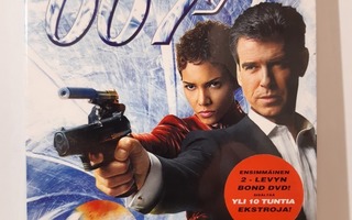 007 KUOLEMA SAA ODOTTAA 2 levyä DVD