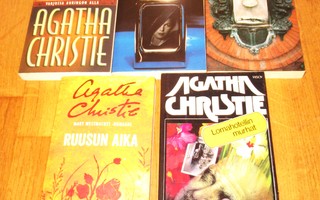 5 kpl:n nippu Agatha Christie kirjat