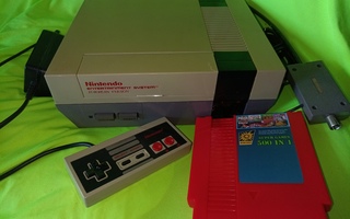 Nintendo 8bit ja Super Games 300 pelin moduuli
