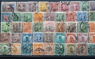 KAUKOITÄ VANHAA (KIINA ym) LEIMATTUJA postimerkkejä 45 kpl