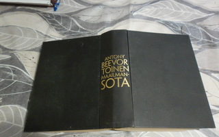 Anthony Beevor: Toinen maailmansota; p. 2012; 1.p