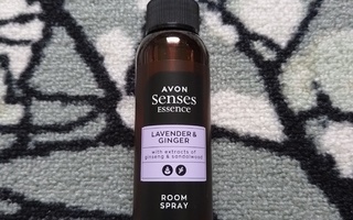 ~Avon Senses Essence Lavender & Ginger -huonetuoksusuihke~