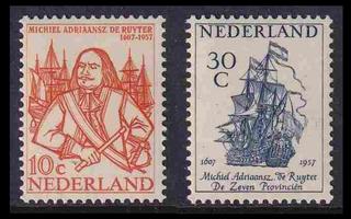 Alankomaat 697-8 ** Amiraali Ruyter laiva (1957)