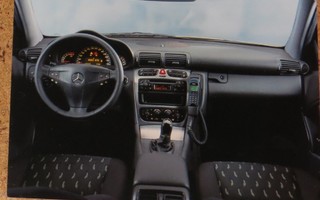 2000 Mercedes-Benz C-luokka Coupé pressikuva - KUIN UUSI