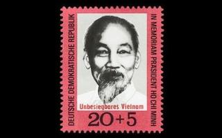 DDR 1602 ** Voittamaton Vietnam (1970)