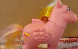 My little pony Glitterin Gem G1