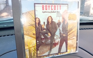 CD Boycott : Lightning Strikes Back ( SIS POSTIKULU  )