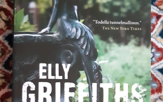 Elly Griffiths - Kadonneet ja kuolleet