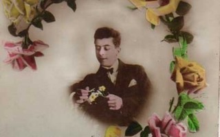 MIES / Tumma mies ja päivänkakkarat, ruusuköynnös. 1900-l.