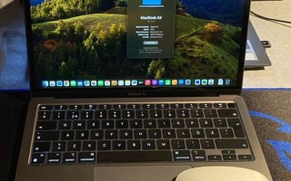 Apple MacBook Air 13" M1 (2020)
