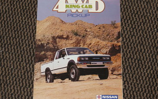 1983 Datsun Pickup 4x4 esite - KUIN UUSI