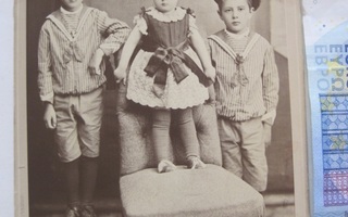 Kabinetti Valokuva Lapset UPEAT Vaatteet Merimies ym 1890