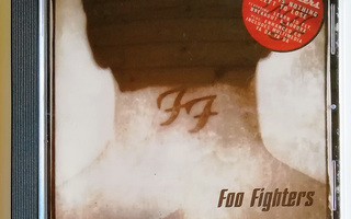 CD-levy: Foo Fighters: There Is Nothing Left to Lose