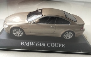 BMW 645i COUPE