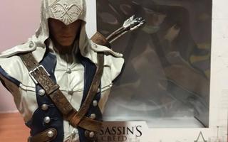 Assassin's Creed Legacy Collection Bust - HEAD HUNTER STORE.
