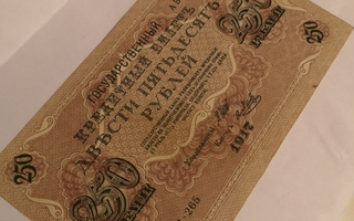 250 rublaa