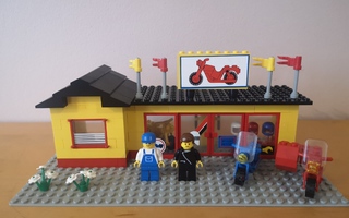Lego 6373 Motorcycle Shop