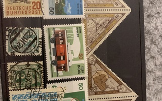 Sekalaisia postimerkkejä mm. Panama , Intia Eesti yms…