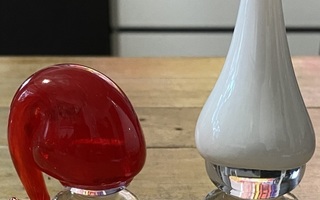 2 kpl SODA SHOP TONTTU, punainen ja valkoinen lakki