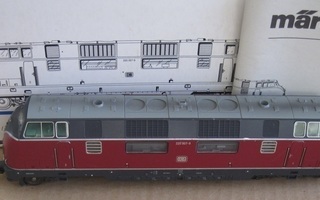 Märklin V220 mfx dieselveturi  laatikossa