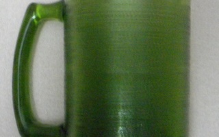 Vihreä lasituoppi