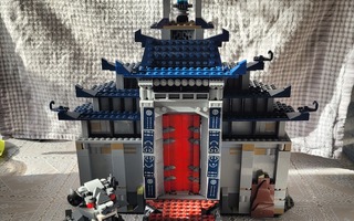Lego ninjago iso temppeli