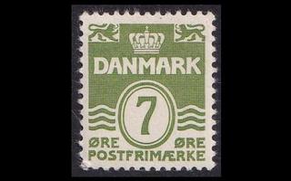 Tanska 245x ** Aaltoviiva 7 öre (1938)