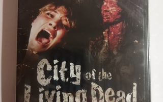 (SL) UUSI! DVD) City of the Living Dead (1980 O; Lucio Fulci