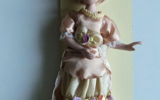 20 cm keraaminen nukke (2011 v.) - 13