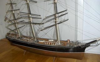 Purjelaiva puuta käsin tehty suurikokoinen antiikki laiva
