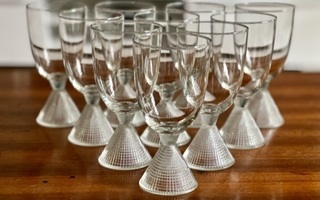 Tapio Wirkkala,Iittala, Brilliant, punaviinilaseja