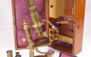 Erittäin hieno NACHET mikroskooppi 1860-luvulta