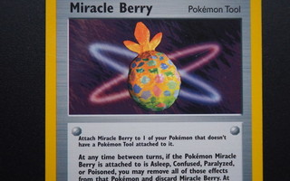 Pokemon kortti Miracle Berry Neo genesis 1st edition