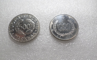 500  mk   1952  ja 1000  mk  1960   juhlarahat  pillerissä.