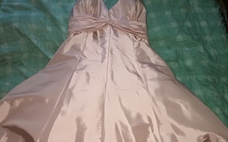S Wing- fylli mekko NS.Marilyn Monroe malli beige 44