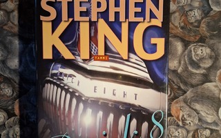 Stephen King  : Buick 8  1p