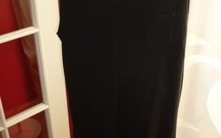 Hihaton musta puuuvilla mekko kokoa L - erittäin siisti!