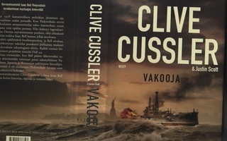 Cussler, Clive: Vakooja, WSOY 2012, skp., 1.p. K3