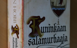 Robin Hobb : Kuninkaan salamurhaaja ( Seven 2018 pokkari )