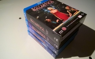 Battlestar Galactica Blu-Ray ( Koko Sarja )