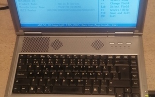 Fujitsu Siemens Amilo D8830