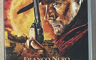 Sergio Corbucci: DJANGO - kostaja (1966) Franco Nero