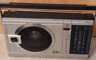 Oskar Am/Fm portable radio