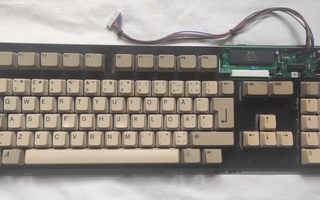 Toimiva Commodore A500 näppäimistö + uusi kova kalvo #1