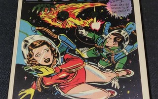 ART OF CLASSIC COMICS *100 Postcards from the Fabulous 1950s