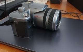 Panasonic Lumix DMC-FZ30